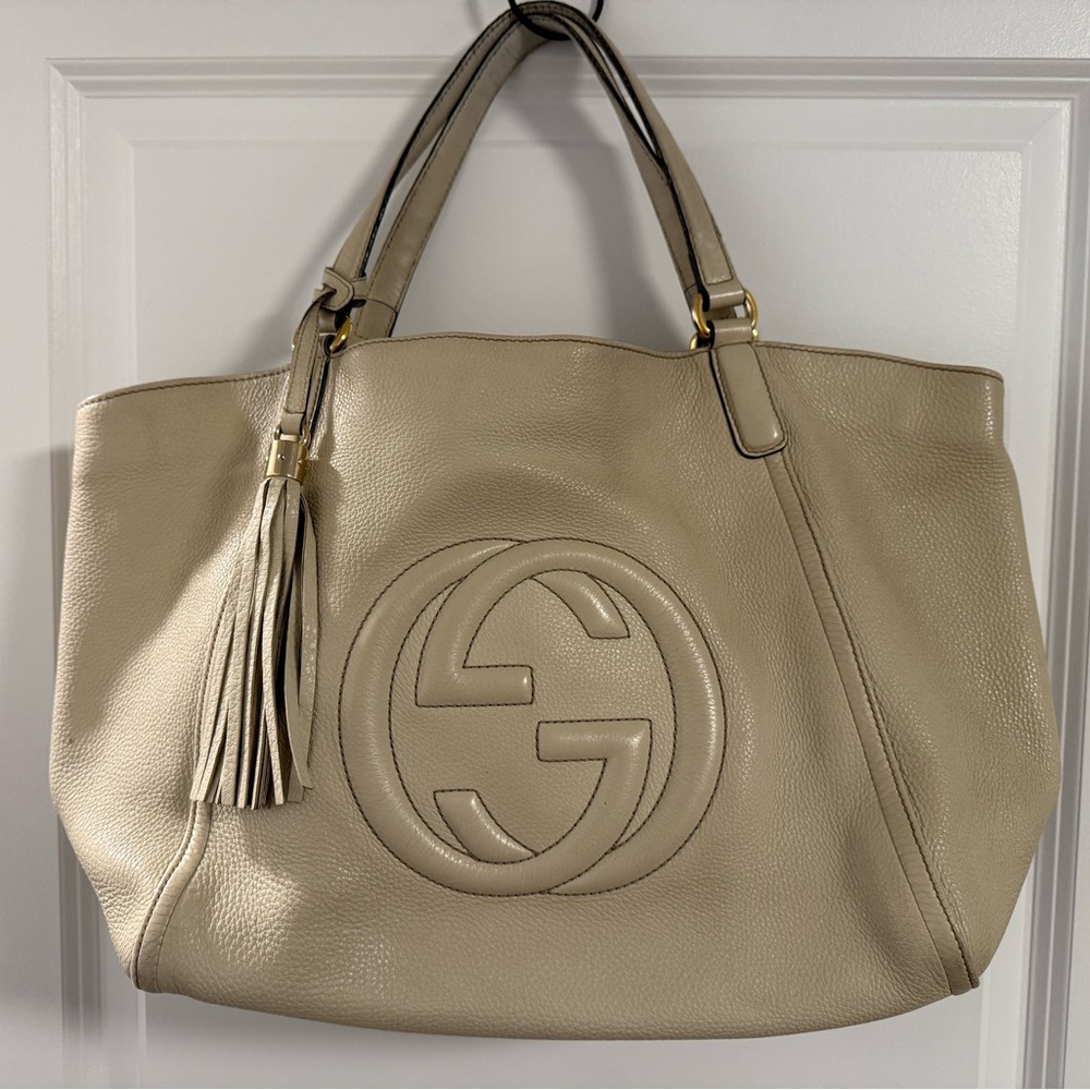 Gucci Cream Large Soho Bag with Tassel